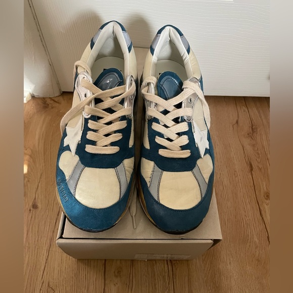 Golden Goose Shoes - GOLDEN GOOSE DAD STAR SHOES Size 39